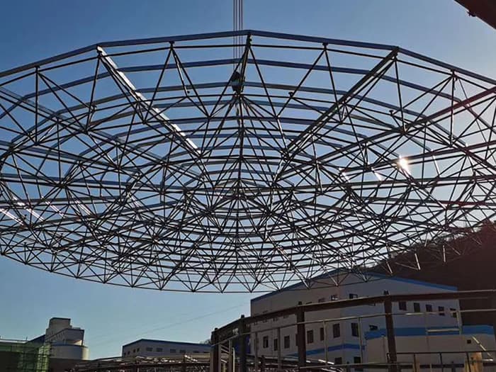 池州螺栓球网架工程施工现场